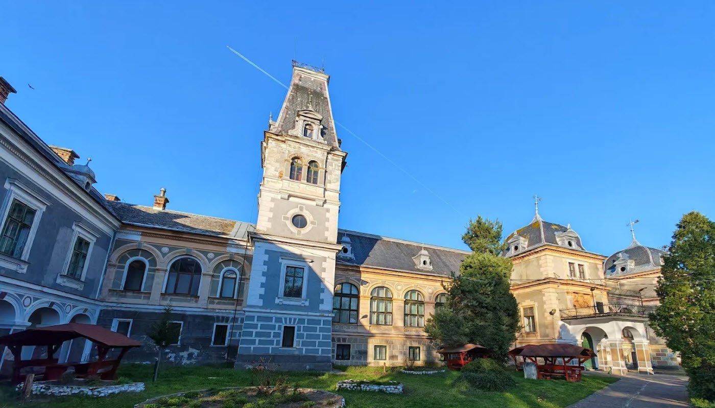 Grădina Botanică Universitară “Pavel Covaci” din Macea, Macea, Romania, Romania
